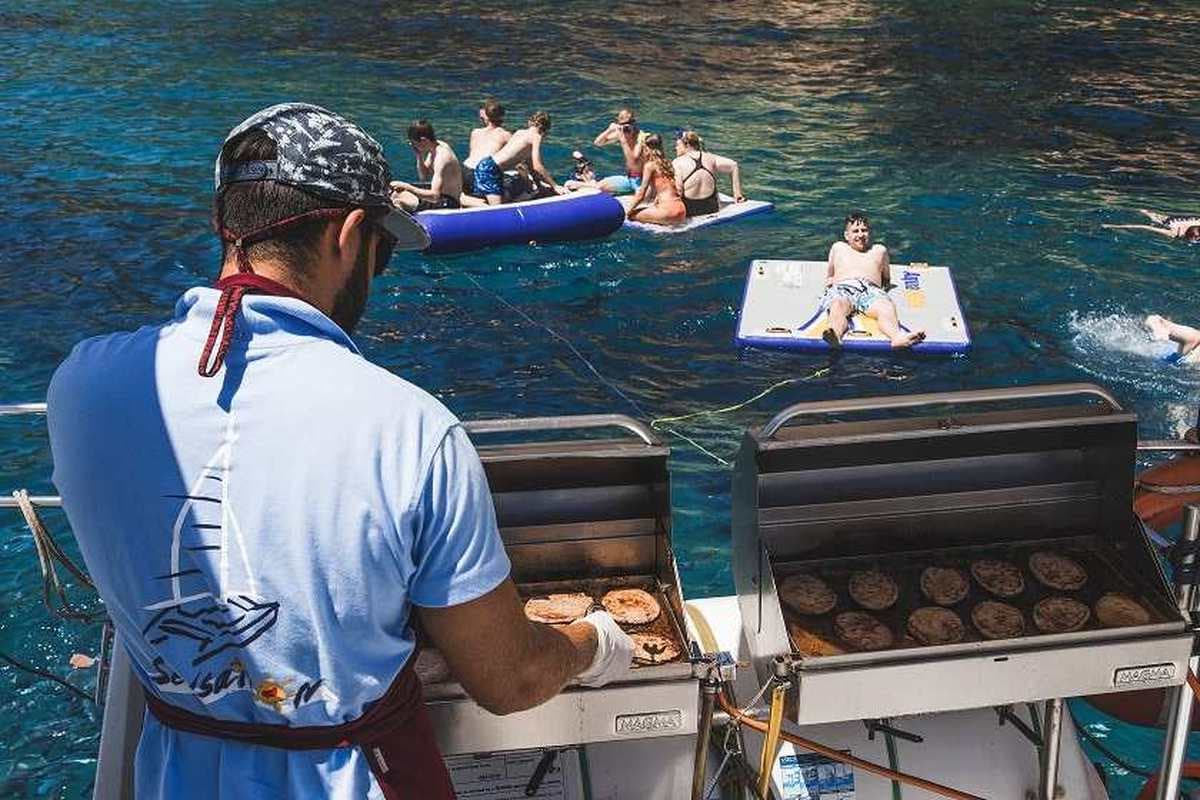 Catamaran Sailing Tour with BBQ and Drinks 2