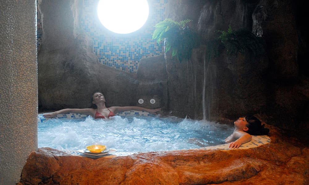 Spa Circuit and Relaxing Massage Package – Relax and Rejuvenate 5