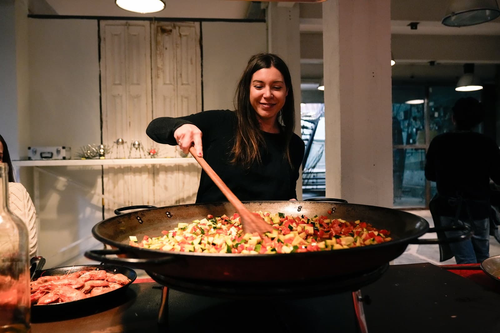 Tour Guiat: Descobreix Barcelona + Taller de Paella 5
