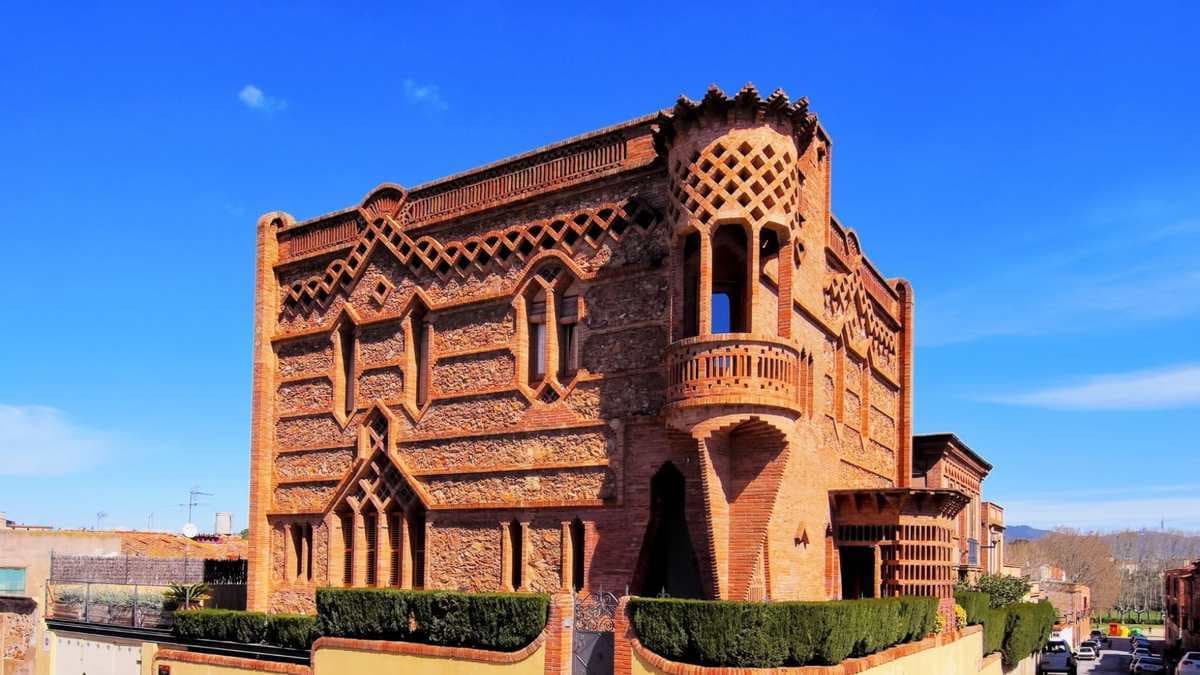 Visita guiada a la Cripta y la Colonia Güell
