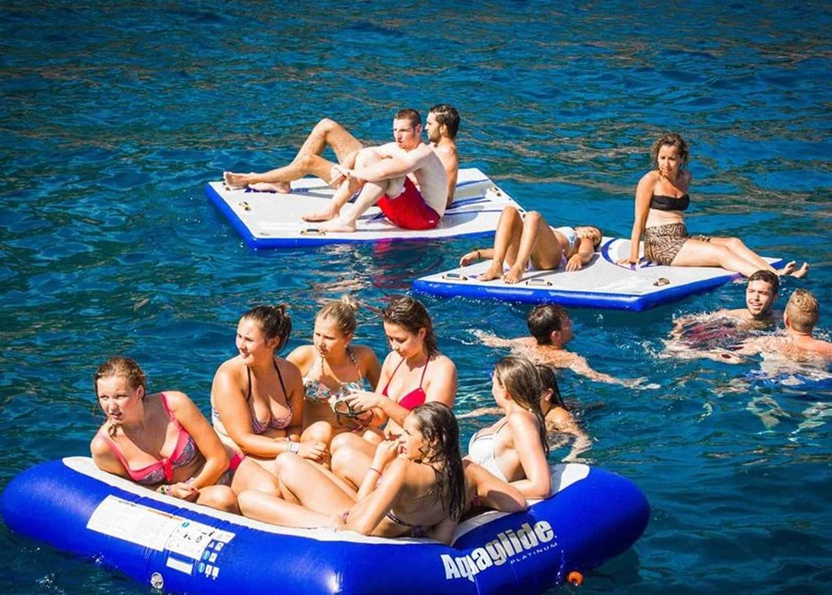 Fiesta en Catamarán SOLO ADULTOS 2