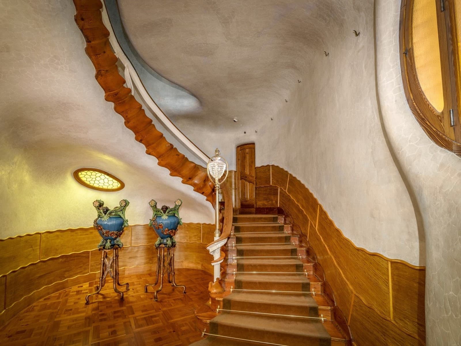 Visita Exclusiva Casa Batlló amb Accés Ràpid: Viu la Màgia de Gaudí Sense Esperes 3