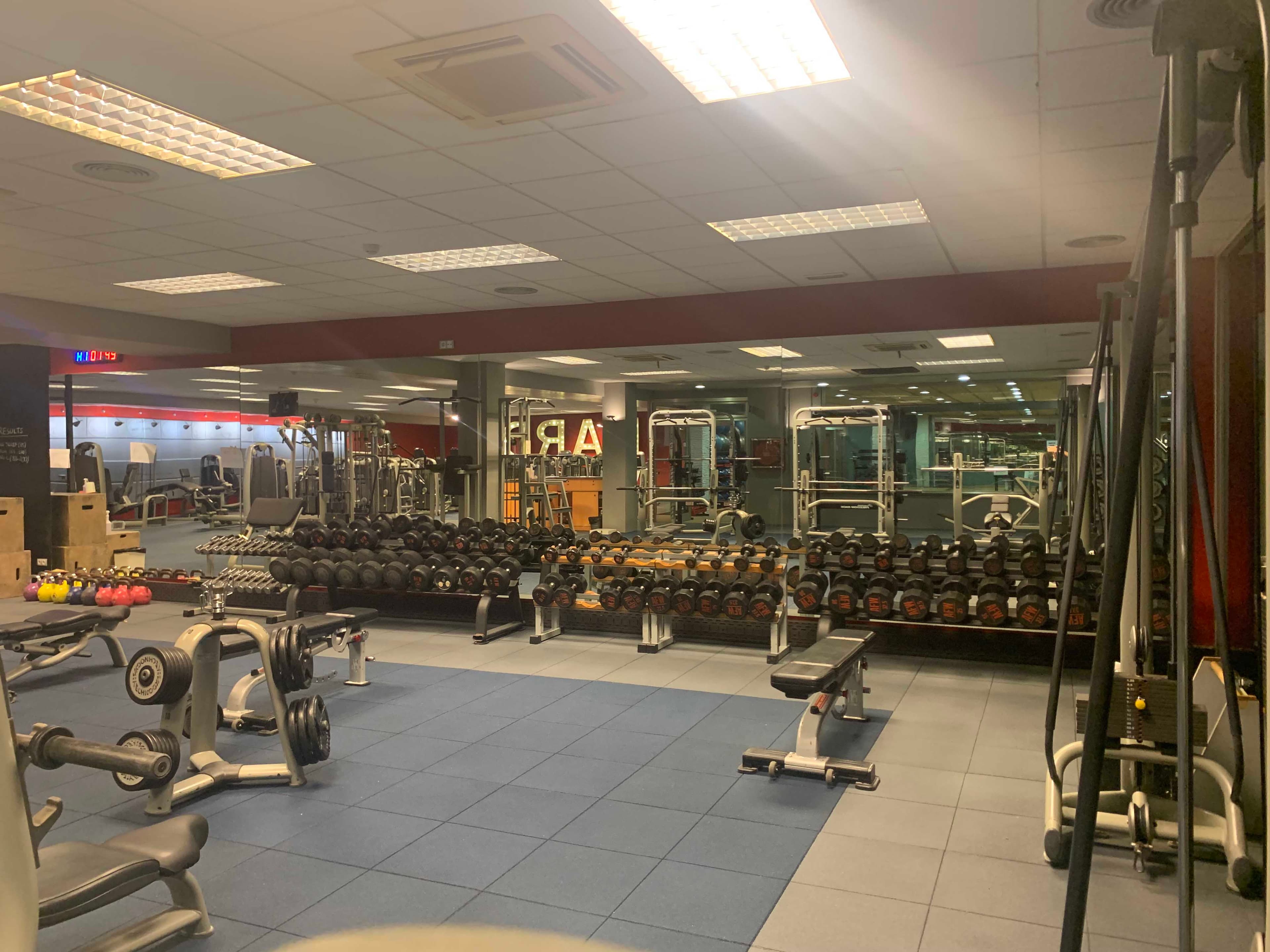 Spa & Sport Club – Tu Espacio Perfecto para el Ejercicio y el Bienestar 3