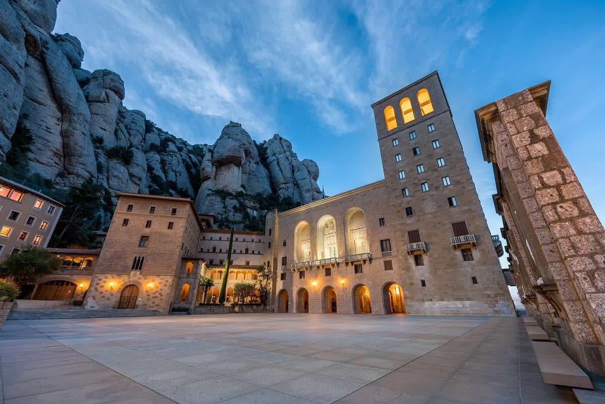 Montserrat 4