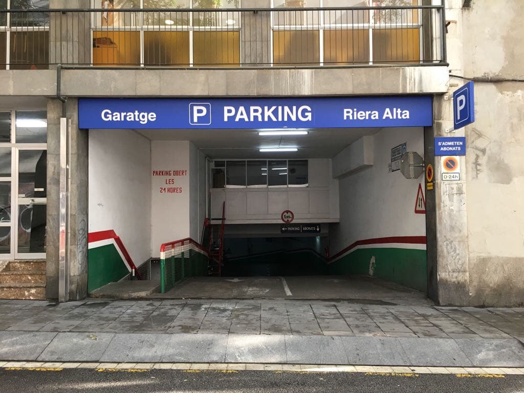Parking Raval Riera Alta : Parking sécurisé et bon marché dans le centre de Barcelone 3