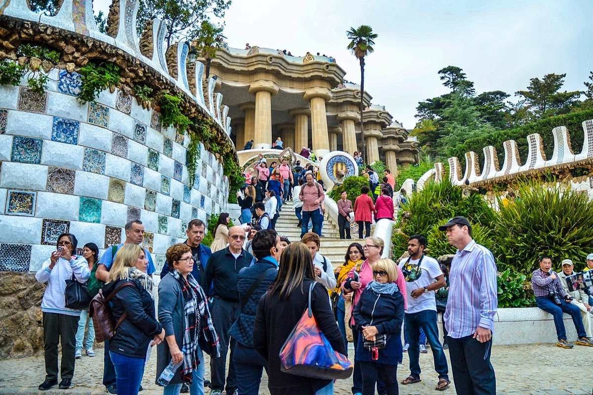 Skip the line - park güell guided visit 5