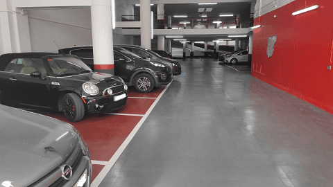 Parking Sagrada Familia : Aparcamiento Seguro en el Centro de Barcelona