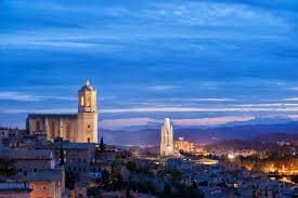 Girona Tenebrosa: ¡Descubre el Lado Oculto de la Ciudad!